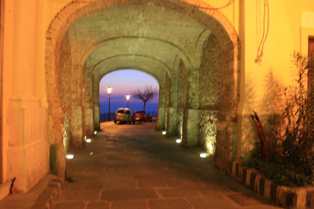 Le Terrazze Di Martina Nicotera Exterior foto